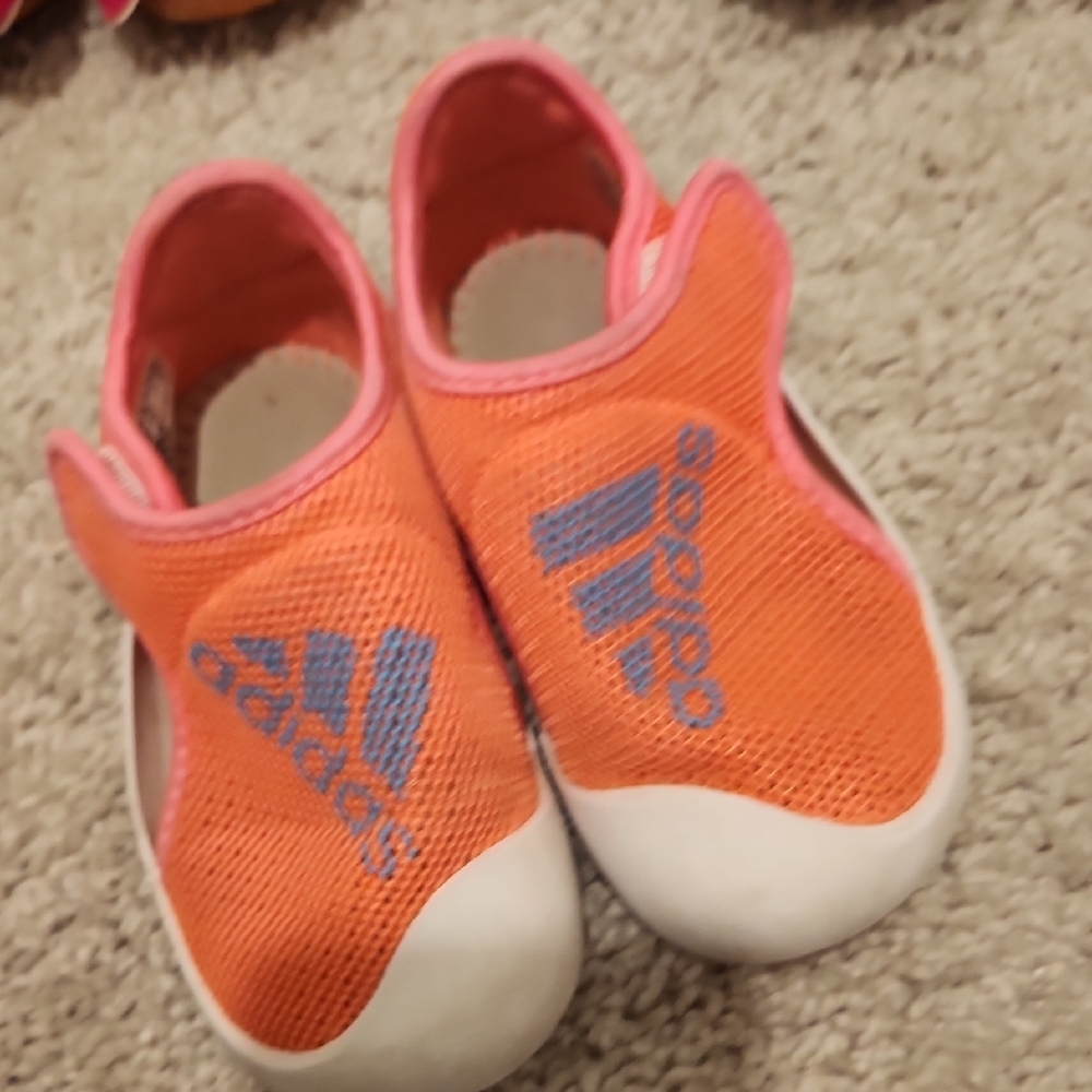 Kids' Multi-Color Shoe Set - Picture 8 of 9